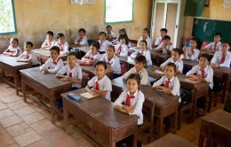Báo Anh nêu lý do trẻ em Việt Nam học giỏi vượt trội