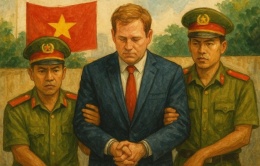 Giám đốc 64 tuổi người Mỹ trốn thuế 3,2 tỷ đồng ở Việt Nam bị bắt
