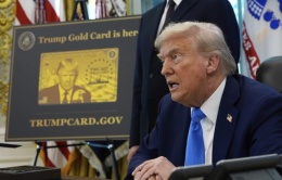 Ông Trump lập chương trình 'thẻ vàng định cư' một triệu USD