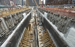 Chính quyền Trump đóng băng 18 tỷ USD vốn hạ tầng cho New York
