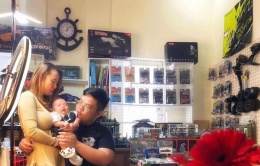 Chuyện tình sóng gió của chàng trai kém vợ 17 tuổi