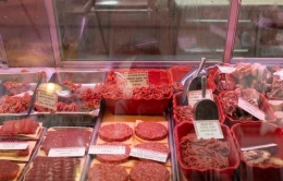 Ông Trump ký sắc lệnh miễn thuế cho hàng loạt nông sản Ông Trump ký sắc lệnh miễn thuế cho hàng loạt nông sản