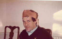 Vị khách vô gia cư ở lại 45 năm sau đêm Giáng sinh