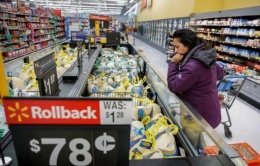 Nỗi lo 'cơm áo gạo tiền' của người Mỹ năm 2026