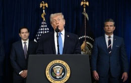 Ông Trump: 'Mỹ sẽ điều quân tới Venezuela bảo vệ dầu' Ông Trump: 'Mỹ sẽ điều quân tới Venezuela bảo vệ dầu'