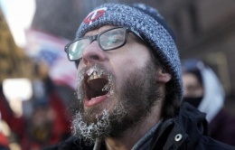 Người Mỹ tuần hành giữa giá rét -29 độ C để phản đối ICE