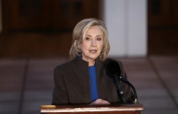 Một đời vất vả vì chồng của bà Hillary Clinton Một đời vất vả vì chồng của bà Hillary Clinton