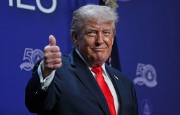Ông Trump: Nghỉ hưu ở Mỹ với 465.000 USD là 'giàu có'