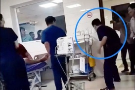 Bị người nhà bệnh nhân xô đẩy, Y bác sĩ bị hành hung vẫn ép tim cứu trẻ