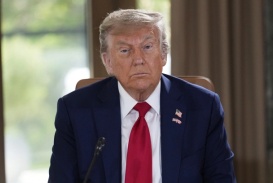 Ông Trump: 'Chúng tôi đã kiểm soát hoàn toàn không phận Iran'