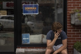Người trẻ ở New York tuyệt vọng tìm thuê nhà