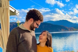 Nàng dâu Việt ở xứ sở 'trôi sông về nhà'