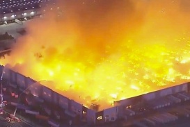 Cháy kho giấy vệ sinh phục vụ 50 triệu người ở California