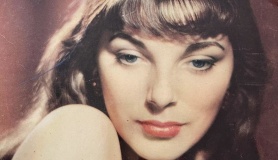 Joan Collins nói về cạm bẫy với diễn viên nữ ở Hollywood