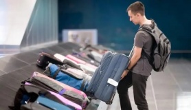 Mẹo giữ đồ có giá trị an toàn khi đi máy bay