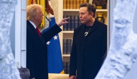 Mối quan hệ từ mặn nồng đến chua chát của Trump - Musk