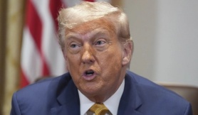 Ông Trump nói 'không hài lòng' với ông Putin