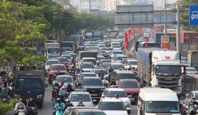 Lo ngại đảo lộn cuộc sống vì cấm xe máy xăng