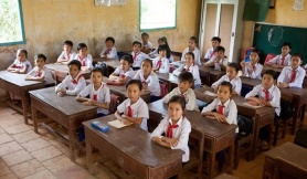 Báo Anh nêu lý do trẻ em Việt Nam học giỏi vượt trội
