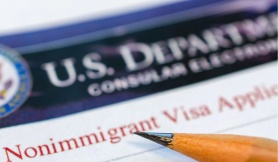 NGƯỜI XIN VISA KHÔNG ĐỊNH CƯ ĐẾN MỸ SẼ PHẢI TRẢ THÊM $250