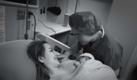 Qua Canada định cư, một người đẹp Việt đón tin mừng ở tuổi 35, nhiều nghệ sĩ chúc phúc Qua Canada định cư, một người đẹp Việt đón tin mừng ở tuổi 35, nhiều nghệ sĩ chúc phúc