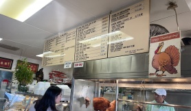 Cư dân Little Saigon ‘thắt lưng buộc bụng’ đi mua sắm Lễ Tạ Ơn