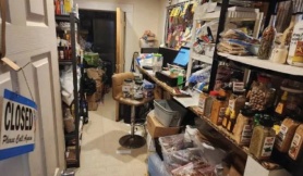 Hai người Mỹ bị tố gian lận gần 7 triệu USD trợ cấp tem phiếu Hai người Mỹ bị tố gian lận gần 7 triệu USD trợ cấp tem phiếu