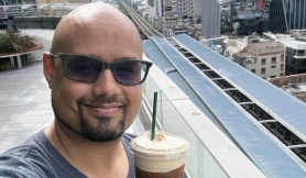 Mất hết bạn bè khi kiếm được một triệu USD