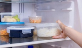 Vì sao nên cất thức ăn vào tủ lạnh khi còn nóng? Vì sao nên cất thức ăn vào tủ lạnh khi còn nóng?