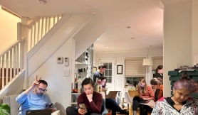 Đêm 'chống lười' của giới trẻ Mỹ Đêm 'chống lười' của giới trẻ Mỹ