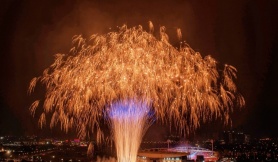 Sống sướng như vua: Ở Việt Nam chưa đầy một tuần, nhà văn Mỹ rời đi trong nuối tiếc