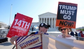 Nghịch lý trong cuộc chiến xóa luật 'sinh ở Mỹ là công dân Mỹ'