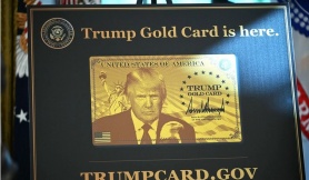 Nhiều luật sư cho giới siêu giàu 'quay lưng' với tấm thẻ vàng của ông Trump