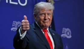 Ông Trump: Nghỉ hưu ở Mỹ với 465.000 USD là 'giàu có'