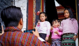 Vì sao nhiều người rời bỏ 'quốc gia hạnh phúc nhất thế giới'? Vì sao nhiều người rời bỏ 'quốc gia hạnh phúc nhất thế giới'?