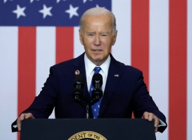 Ông Biden xóa nợ sinh viên cho 55.000 người