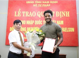 Đại biểu đề nghị không bắt buộc đổi tên thuần Việt khi nhập tịch