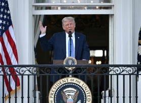 Ông Trump ký lệnh cấm nhập cảnh với công dân 12 quốc gia
