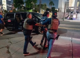 Cảnh sát Los Angeles bắt hàng loạt người vi phạm lệnh giới nghiêm