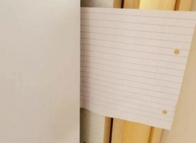 Tại sao nên đặt tờ giấy vào cửa tủ lạnh khi trời nắng nóng?