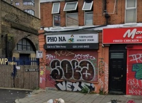 Nhà hàng Việt ở London bị phát hiện trữ đông thịt chó