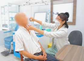 Việt kiều Mỹ bị cơn đau đầu hành hạ cả năm, về nước chữa cải thiện sau vài ngày