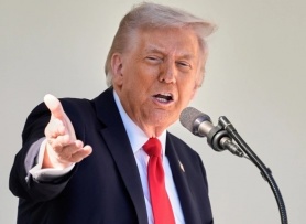 Ông Trump hứa chia 'cổ tức thuế quan' cho người dân Mỹ