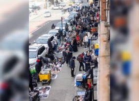 Hàng rong New York tấp nập trở lại sau khi bị ICE truy quét