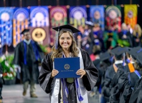 Người Mỹ vỡ mộng với bằng đại học