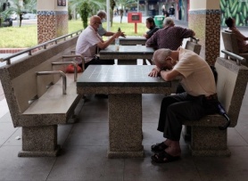 Trầm cảm tuổi già bởi những đứa con 'ký sinh'