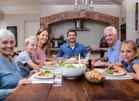 Gia đình Mỹ ngày càng chuộng sống nhiều thế hệ