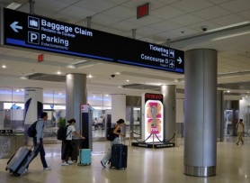 Mỹ dừng xử lý visa cho công dân 75 nước