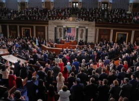 Ông Trump ca ngợi nước Mỹ, chỉ trích đối thủ trong Thông điệp Liên bang