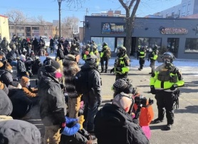 Vì sao người Mỹ rời đất nước với số lượng kỷ lục?